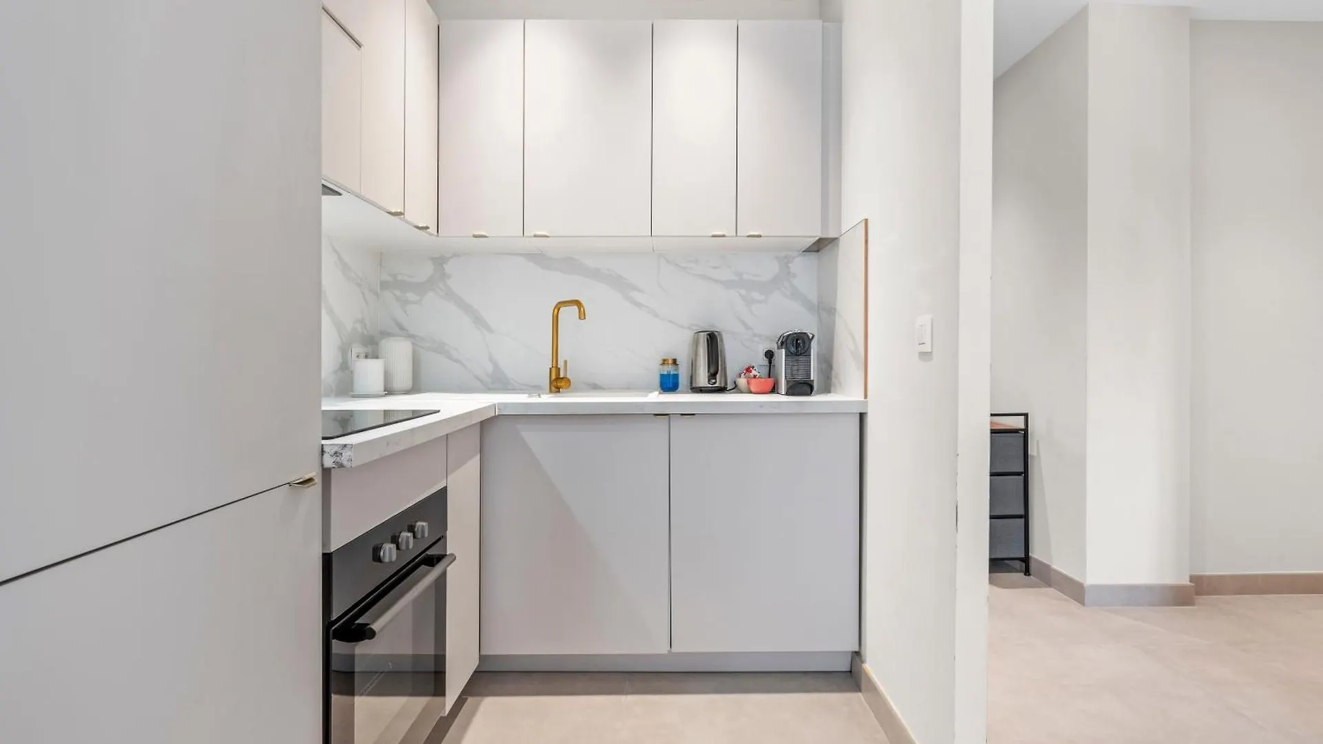 Nice & Cosy - Central Apartment